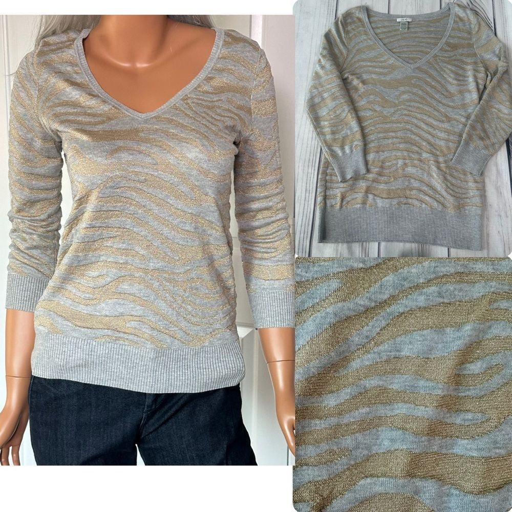 Cache V-neck Gray & Gold Metallic Animal Print Lightweight Sweater Sz S. Chic
